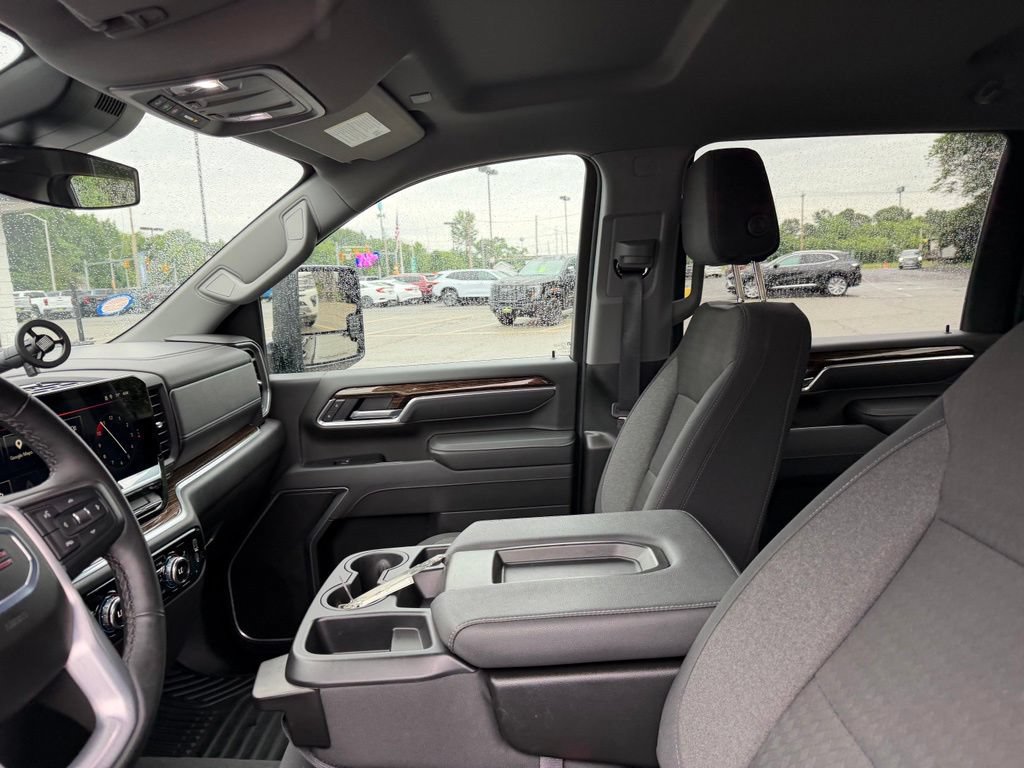 Used 2026 GMC Sierra 2500 SLE w/ SLE Value Package; AWD/4WD image 13