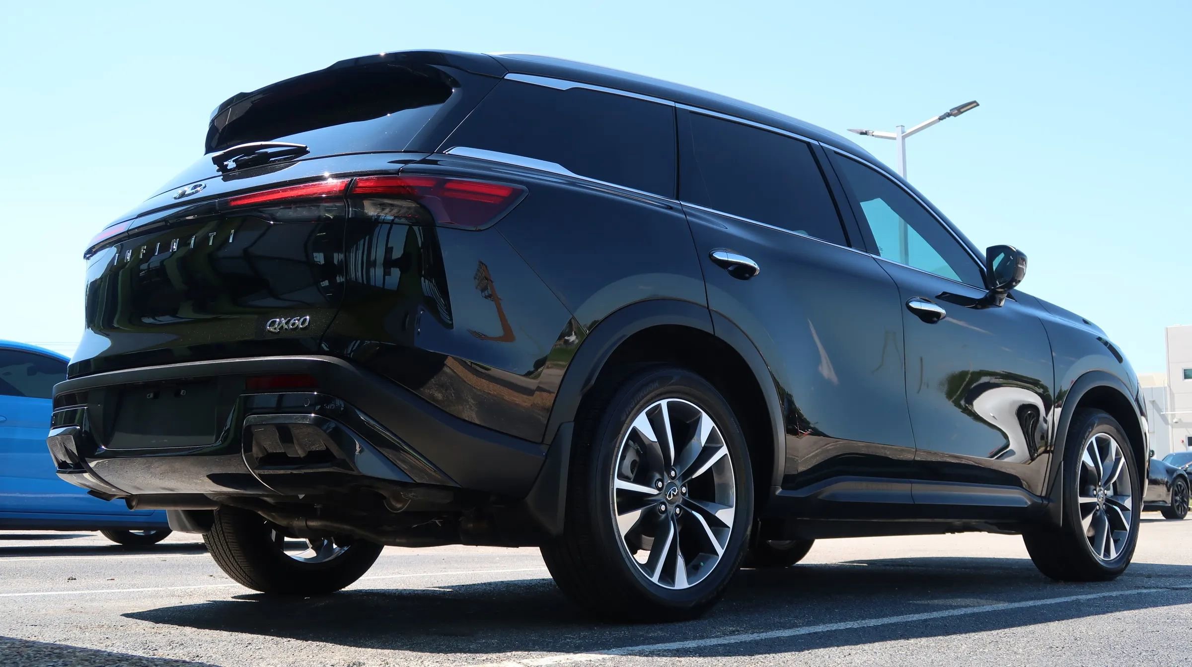 Used 2025 INFINITI QX60 Luxe image 14