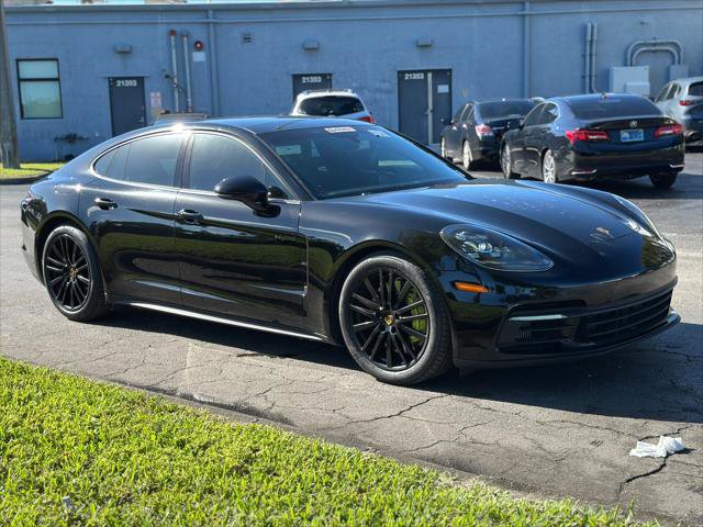 Used 2018 Porsche Panamera 4 image 11