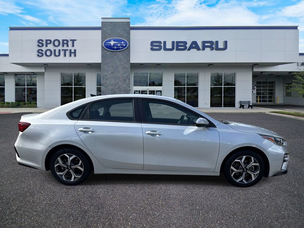 Used 2021 Kia Forte LXS FWD image 2