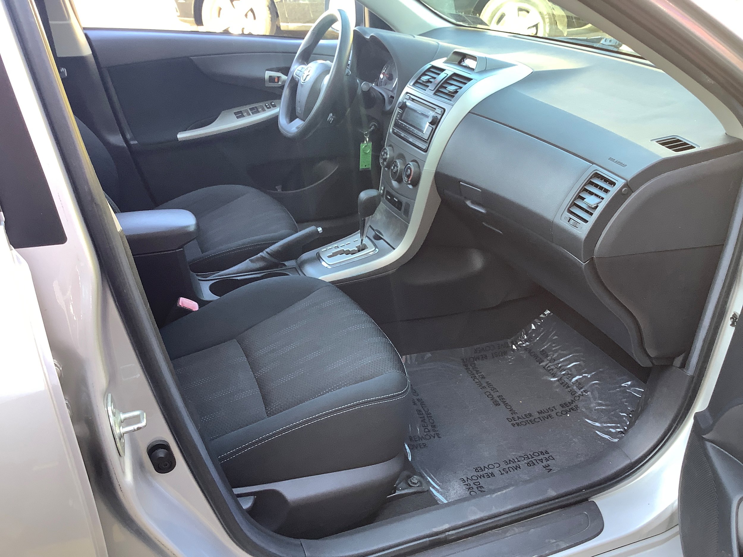 Used 2012 Toyota Corolla S image 16