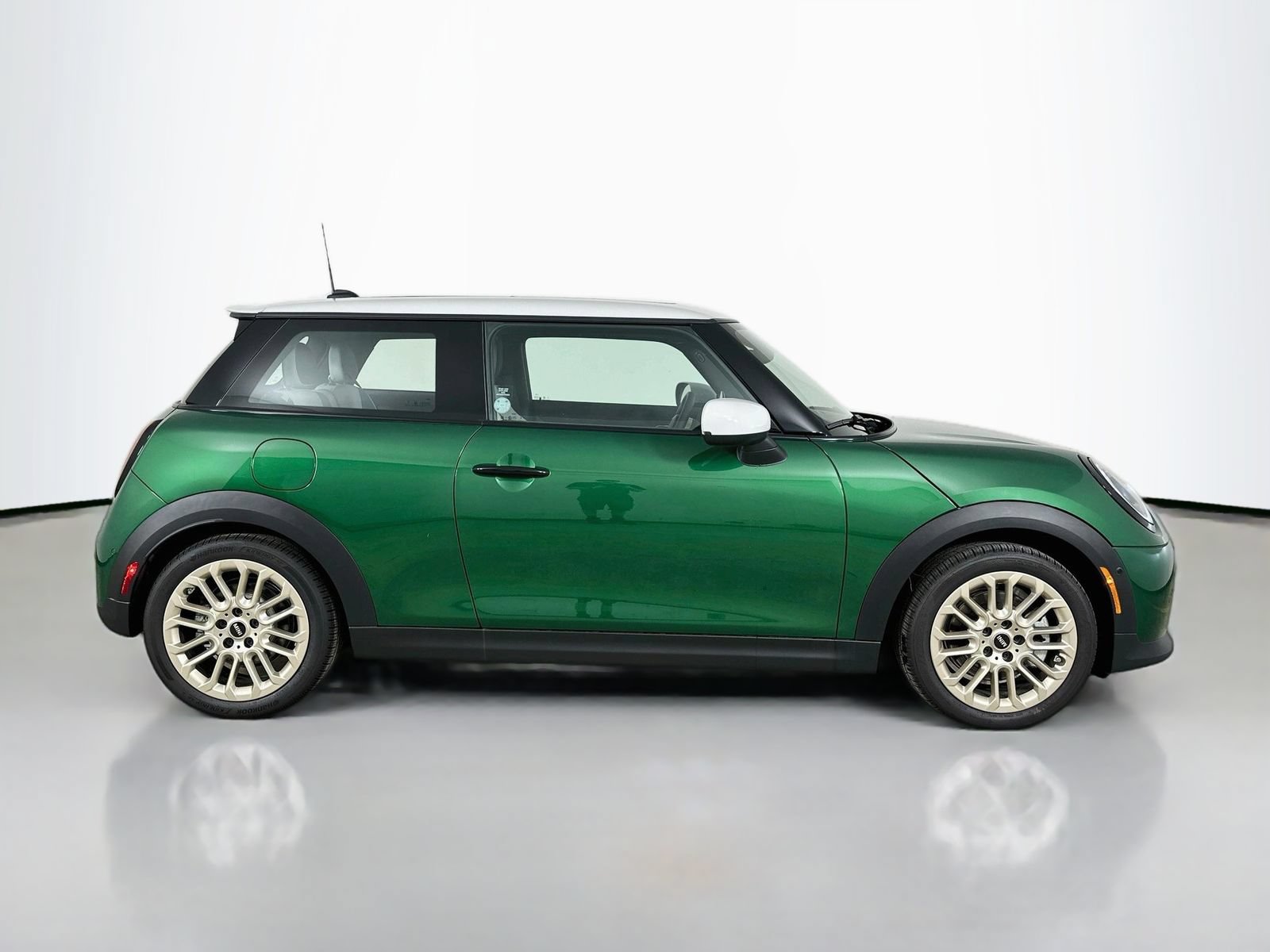 New 2026 MINI Cooper S FWD image 4