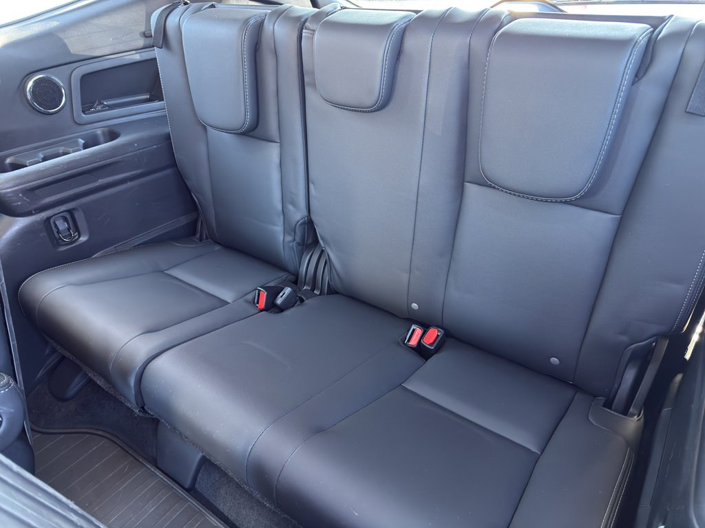 Used 2023 Subaru Ascent Touring image 24