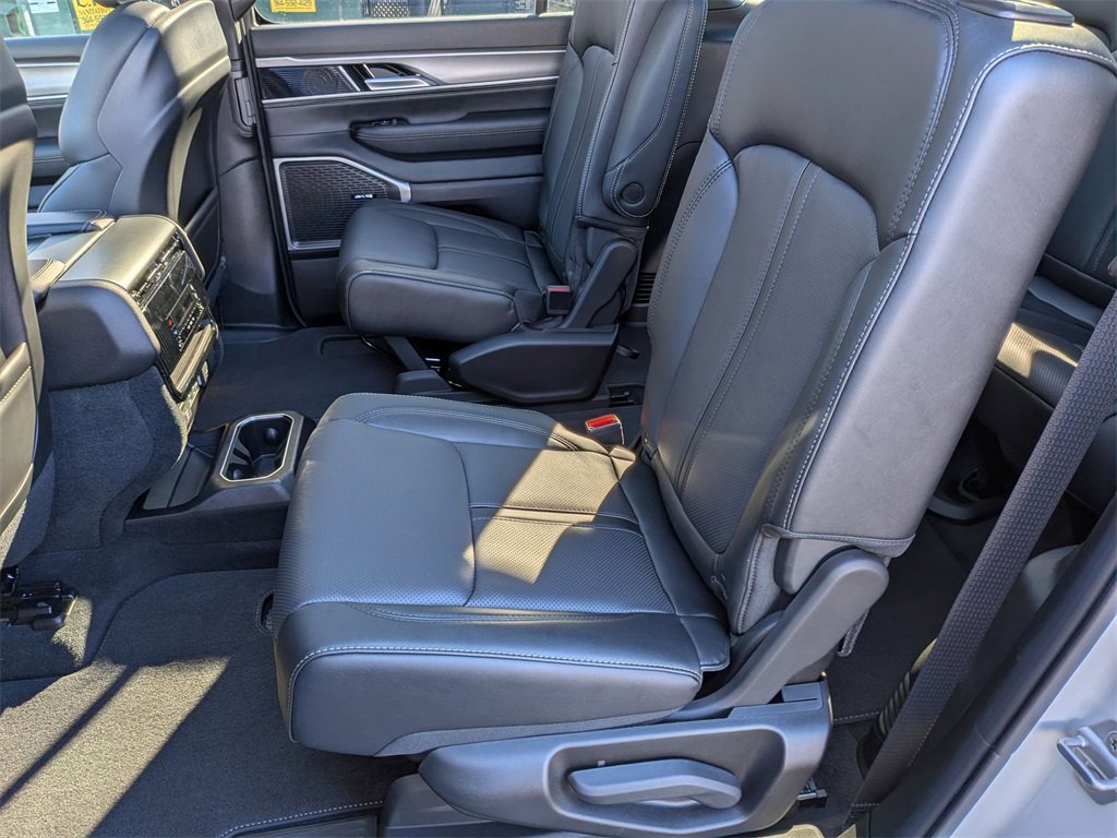 New 2025 Jeep Wagoneer Series II image 21