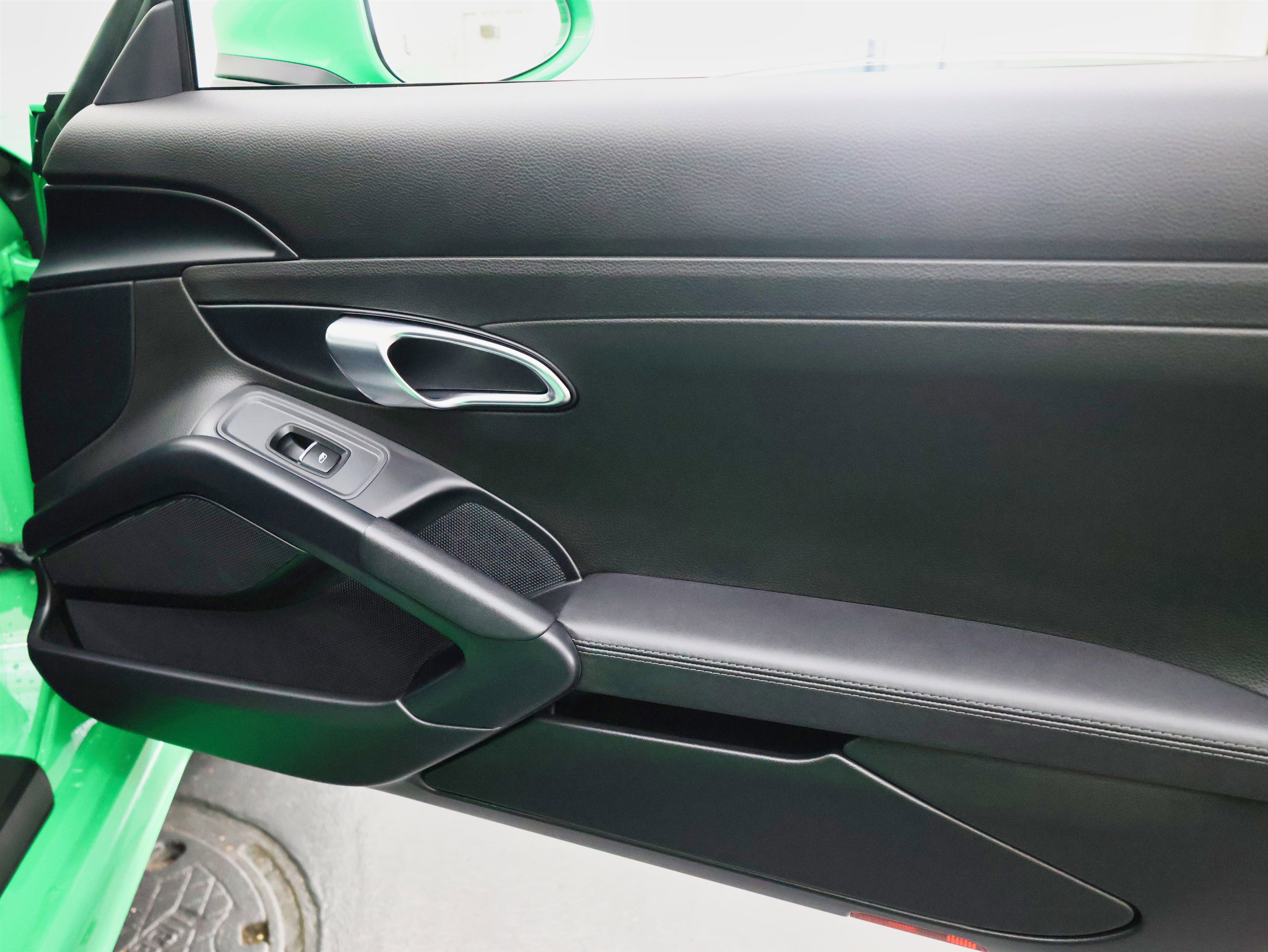 Used 2023 Porsche 718 Cayman S image 41