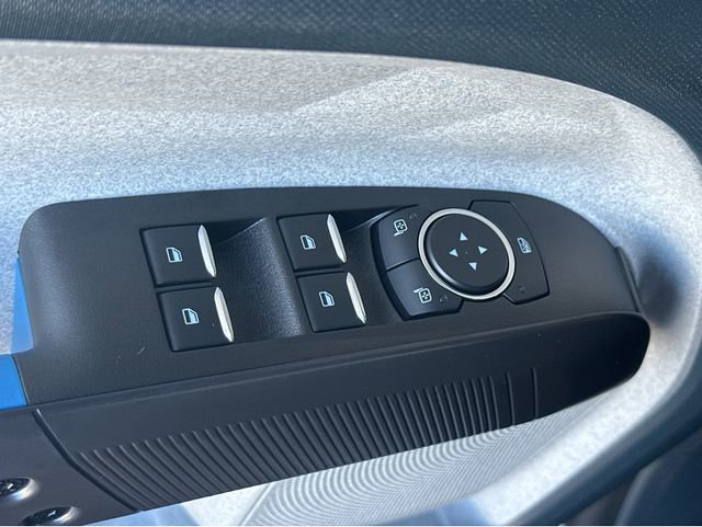 Used 2025 Ford Maverick XLT w/ Equipment Group 302A AWD/4WD image 38