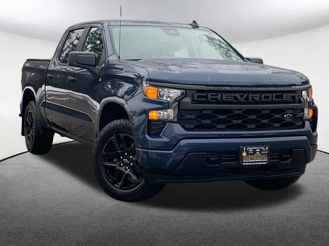 Used 2022 Chevrolet Silverado 1500 Custom w/ LPO, Dark Essentials Package image 2