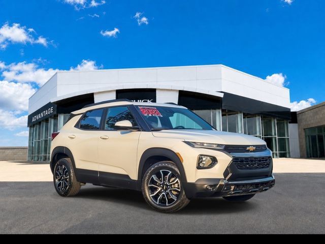Certified 2023 Chevrolet TrailBlazer ACTIV AWD/4WD image 2