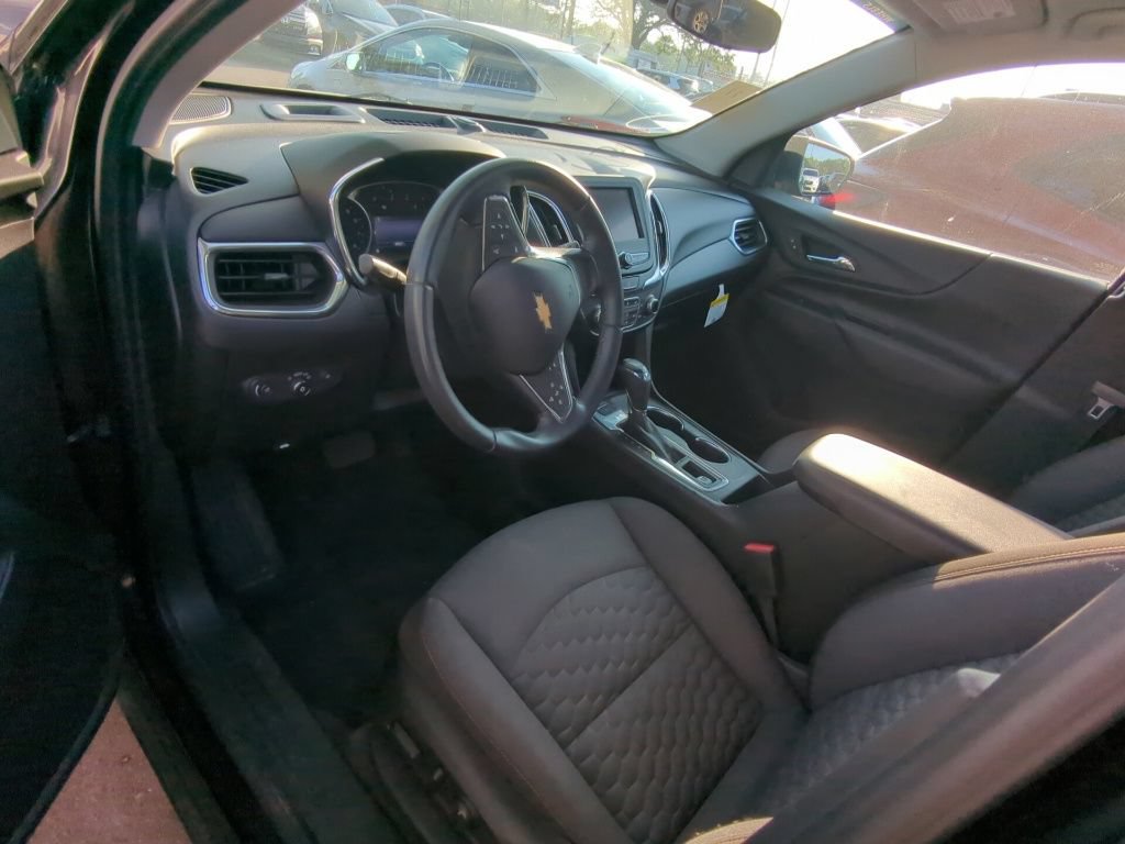 Used 2020 Chevrolet Equinox LT w/ Driver Convenience Package AWD/4WD image 7