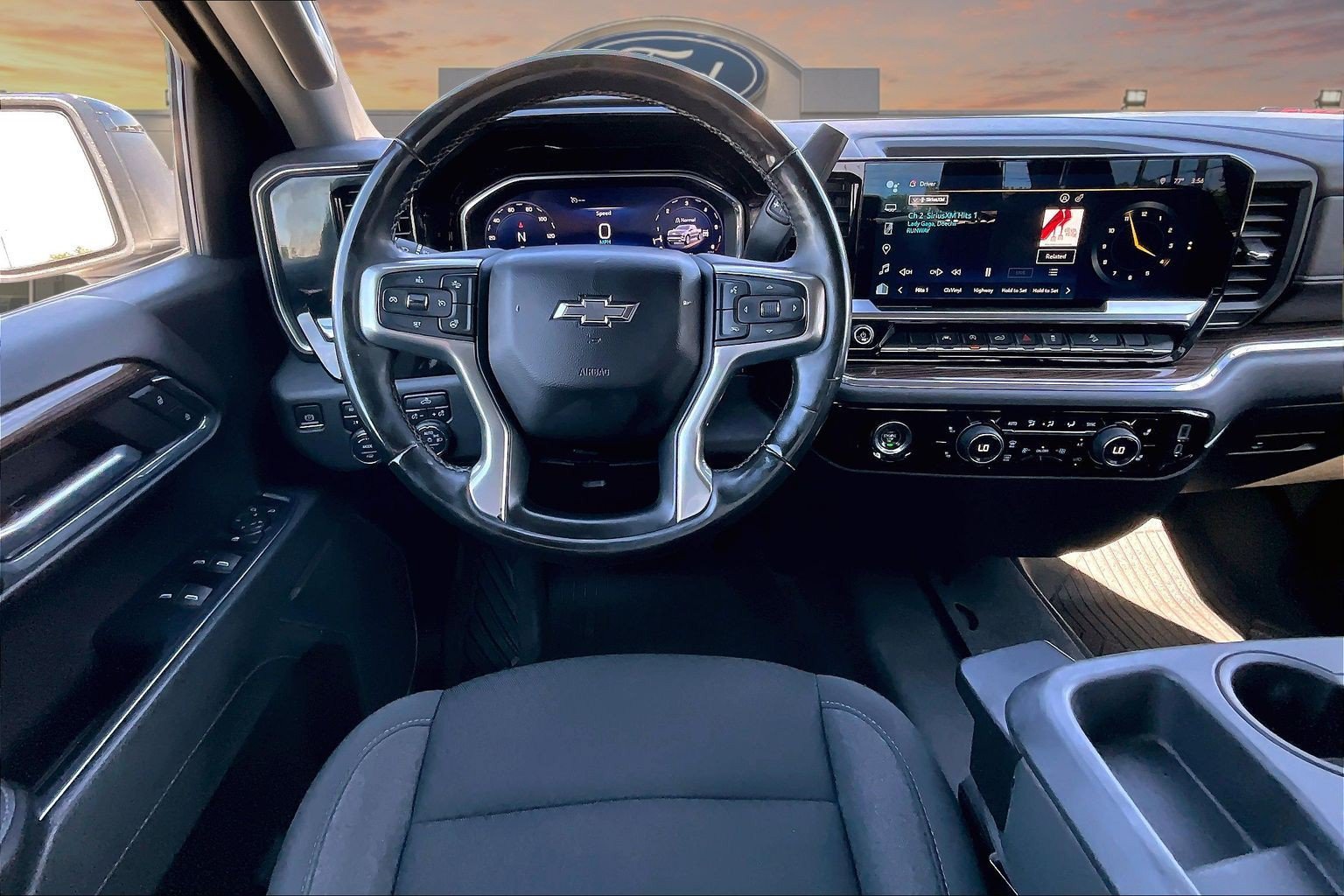 Used 2023 Chevrolet Silverado 1500 RST AWD/4WD image 5