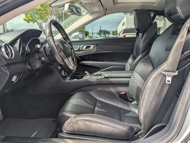 Used 2016 Mercedes-Benz SL 550 image 13