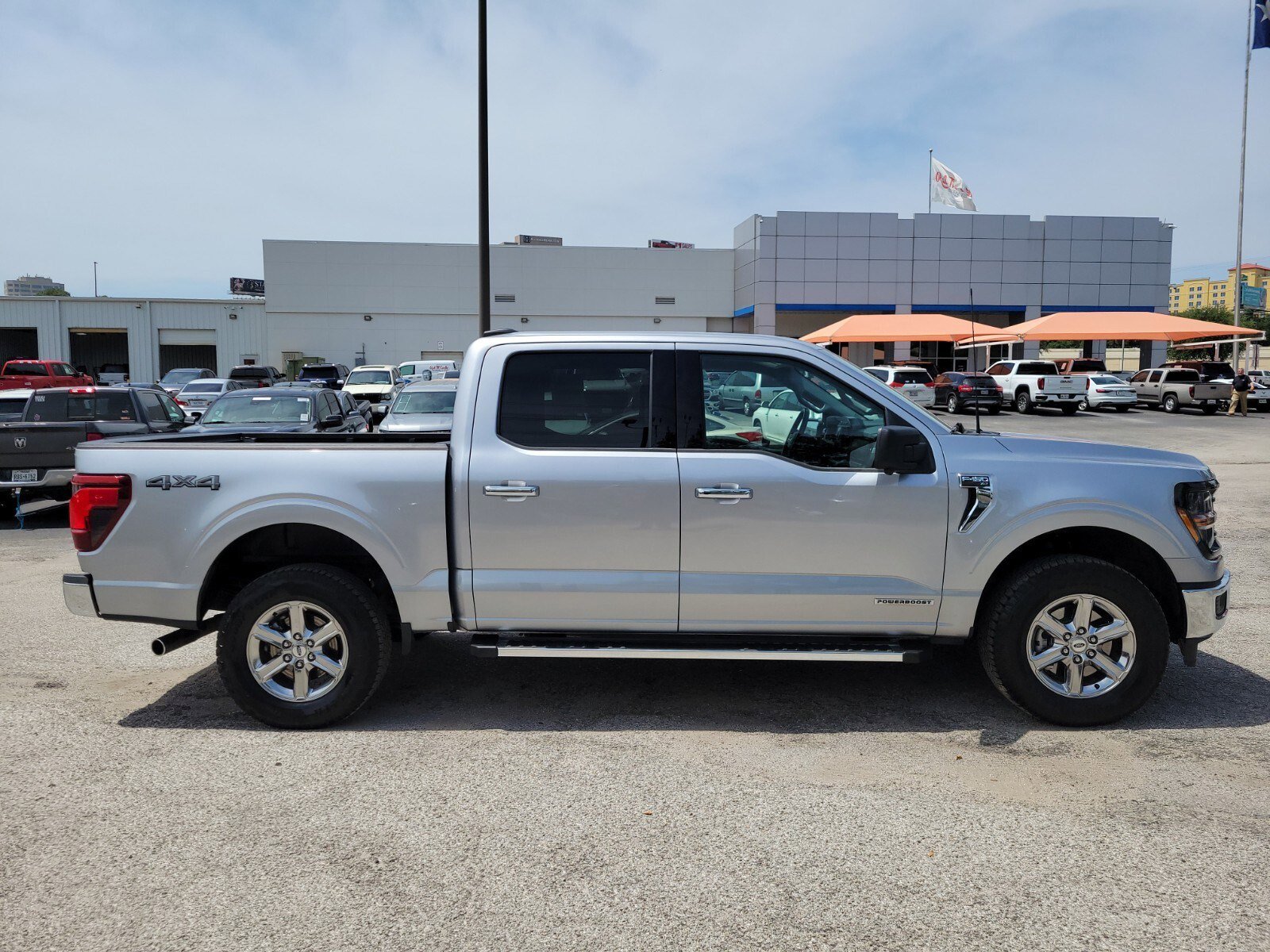 Used 2024 Ford F150 XLT w/ Mobile Office Package image 2