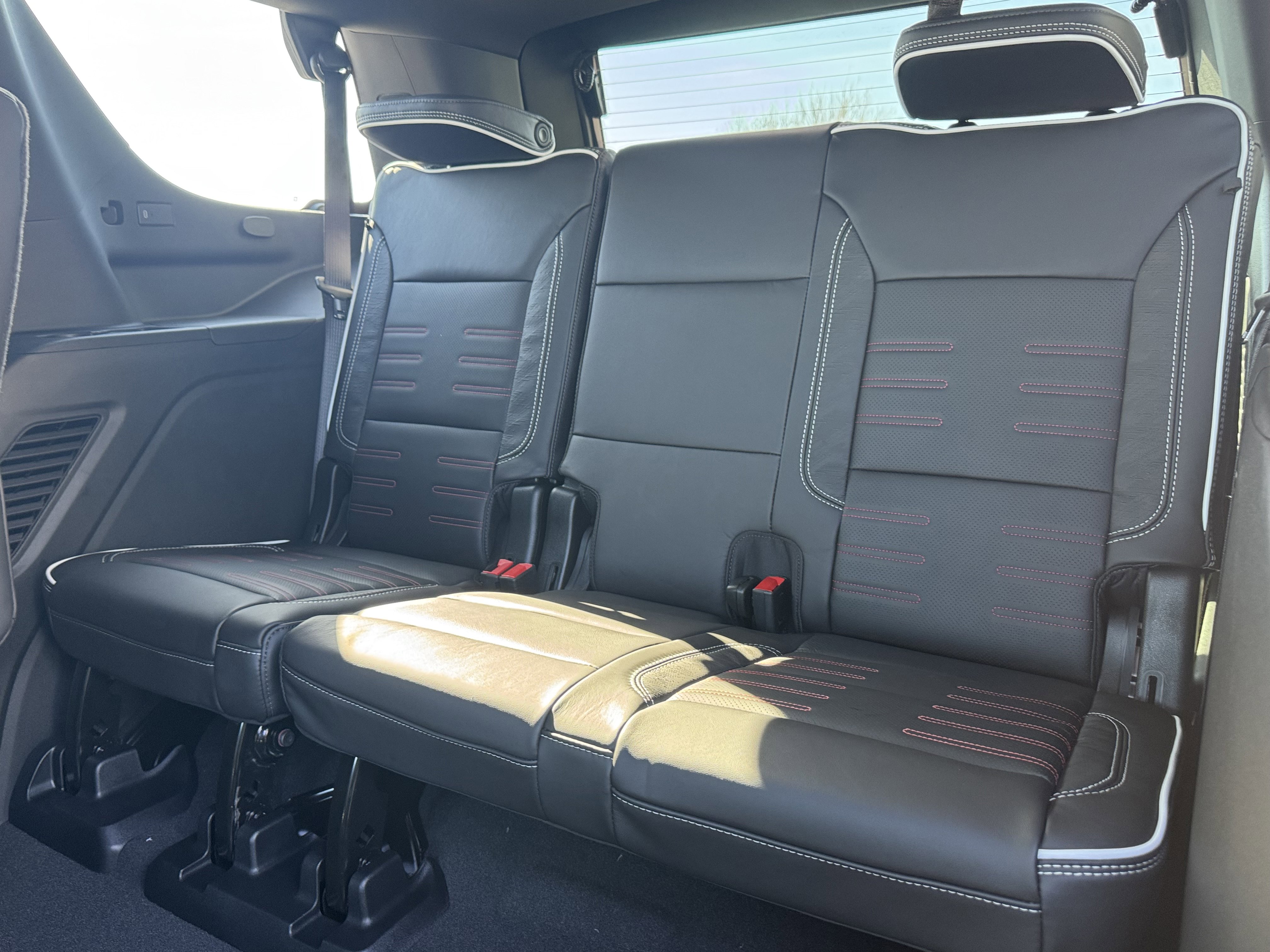 New 2026 GMC Yukon AT4 Ultimate image 9