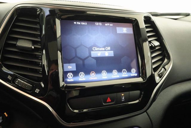 Used 2022 Jeep Cherokee Limited image 14