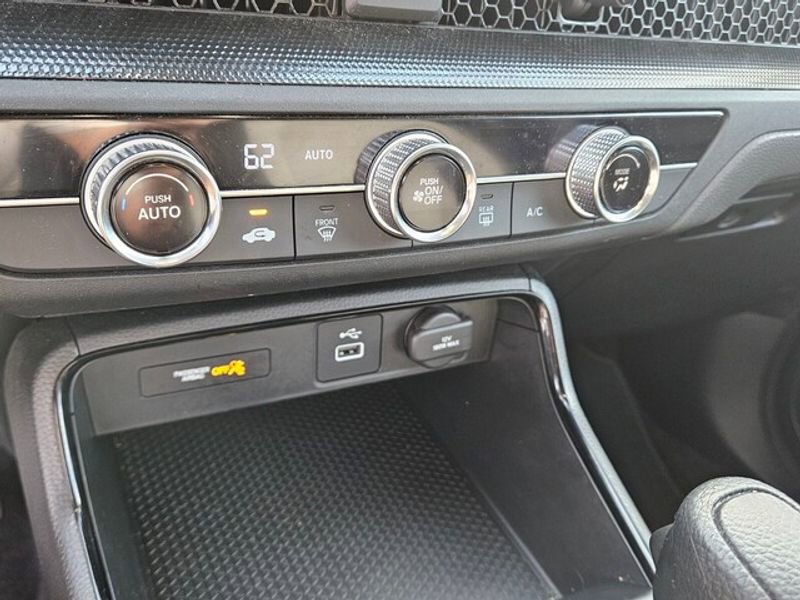 Used 2025 Honda CR-V LX image 23