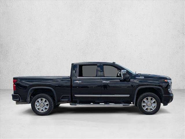 Used 2024 Chevrolet Silverado 2500 High Country AWD/4WD video 4