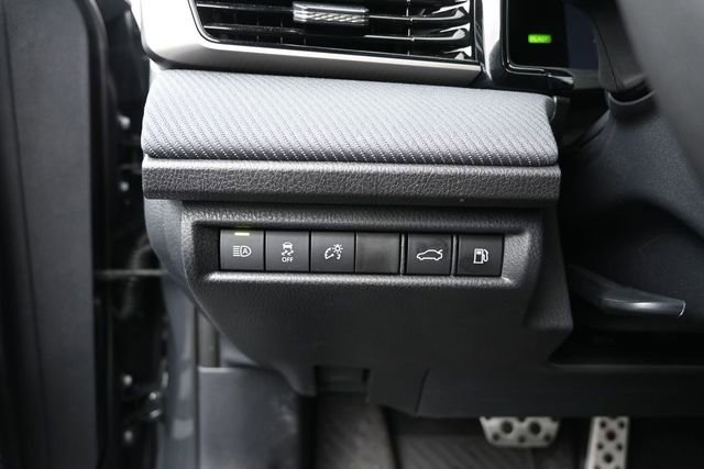Used 2026 Toyota Camry SE AWD/4WD image 20