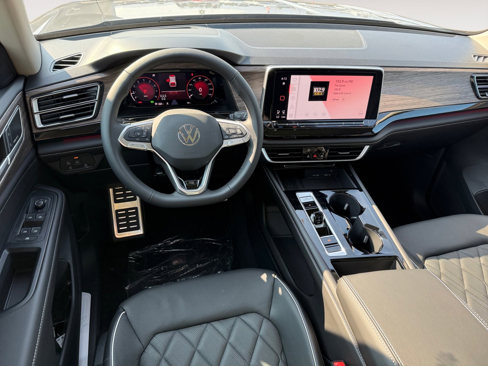 New 2026 Volkswagen Atlas SEL Premium R-Line image 15