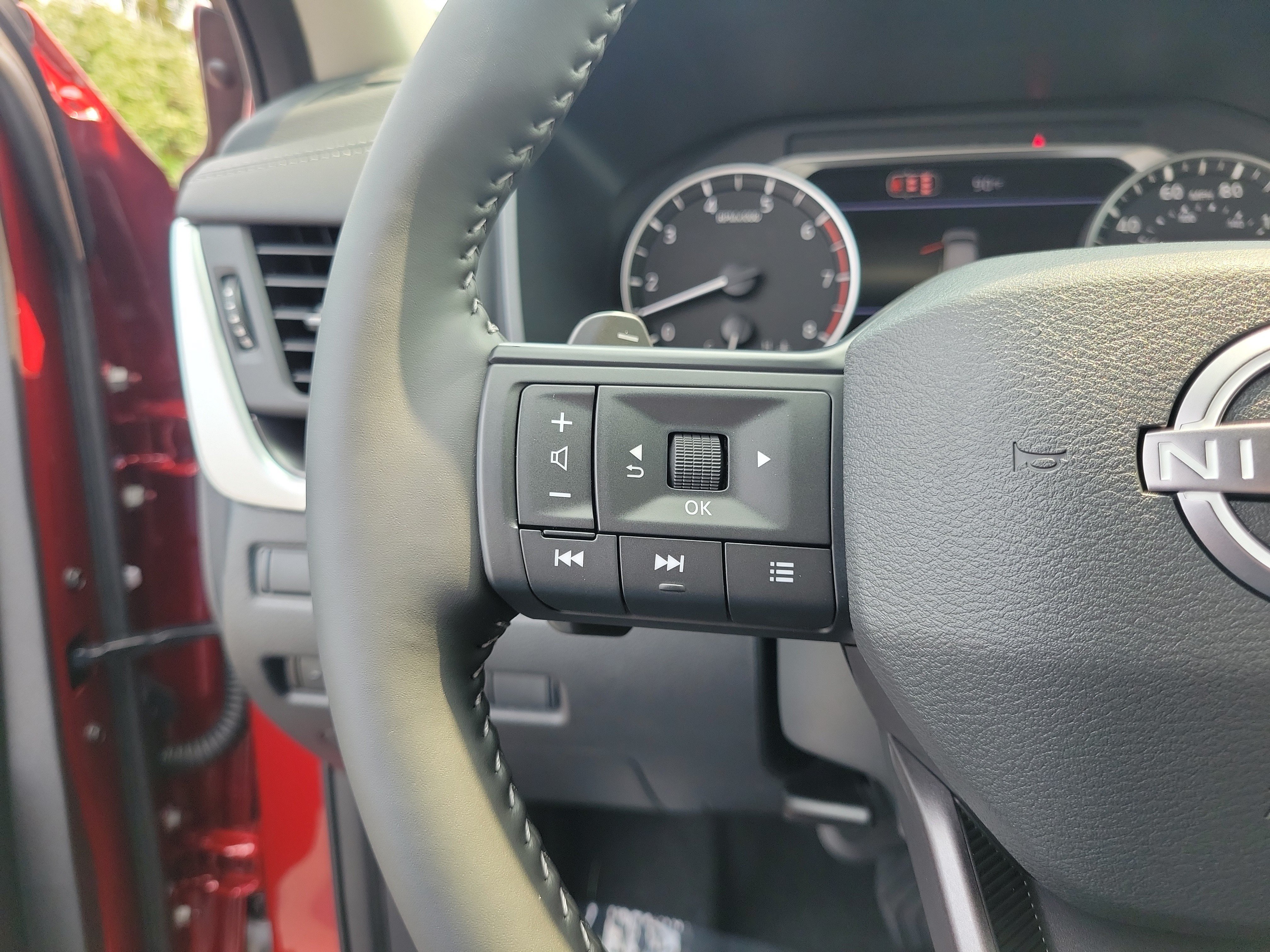 New 2026 Nissan Rogue SV w/ Cold Weather Package AWD/4WD image 22