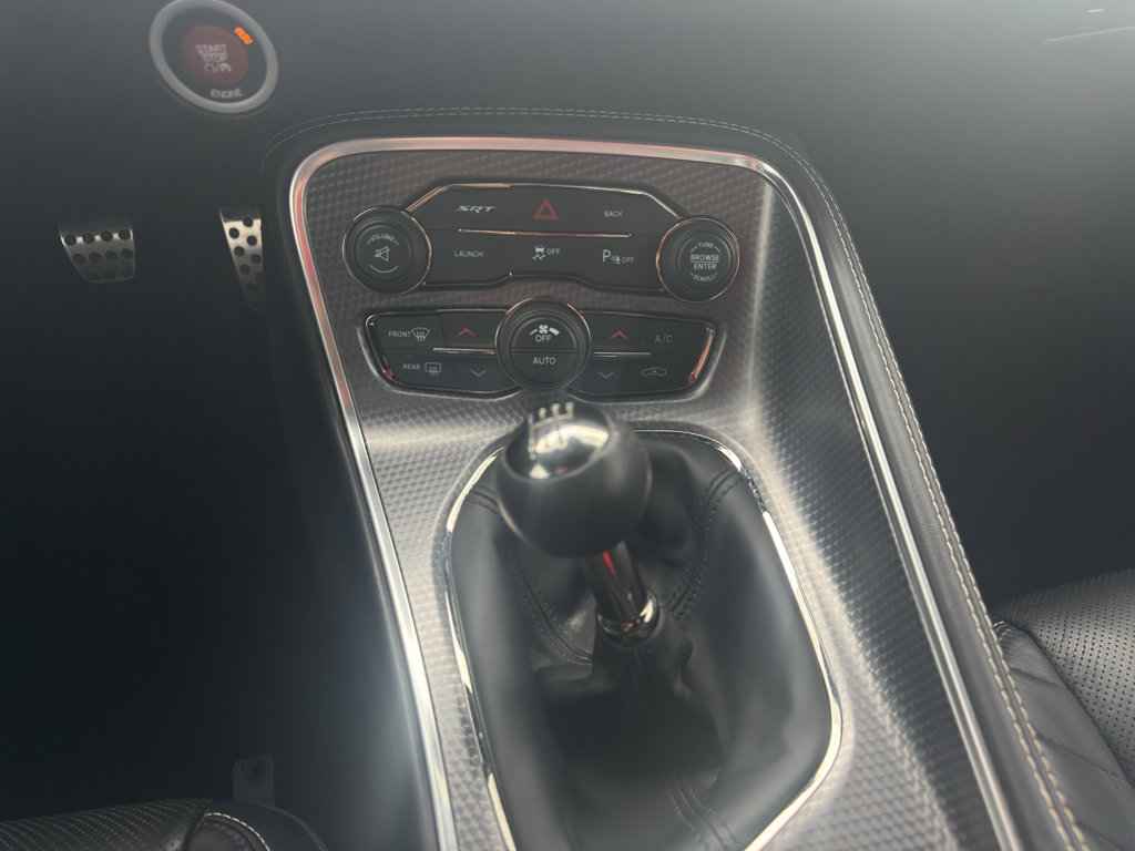 Used 2015 Dodge Challenger SRT Hellcat RWD image 16