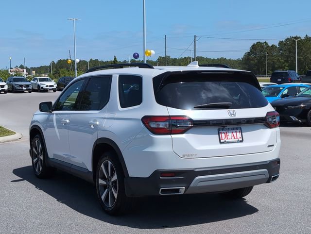 Used 2024 Honda Pilot Touring image 7
