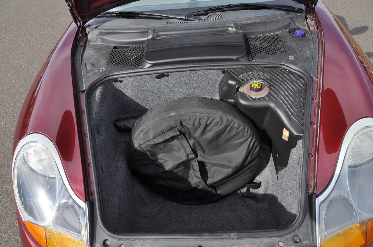 Used 1997 Porsche Boxster RWD image 22