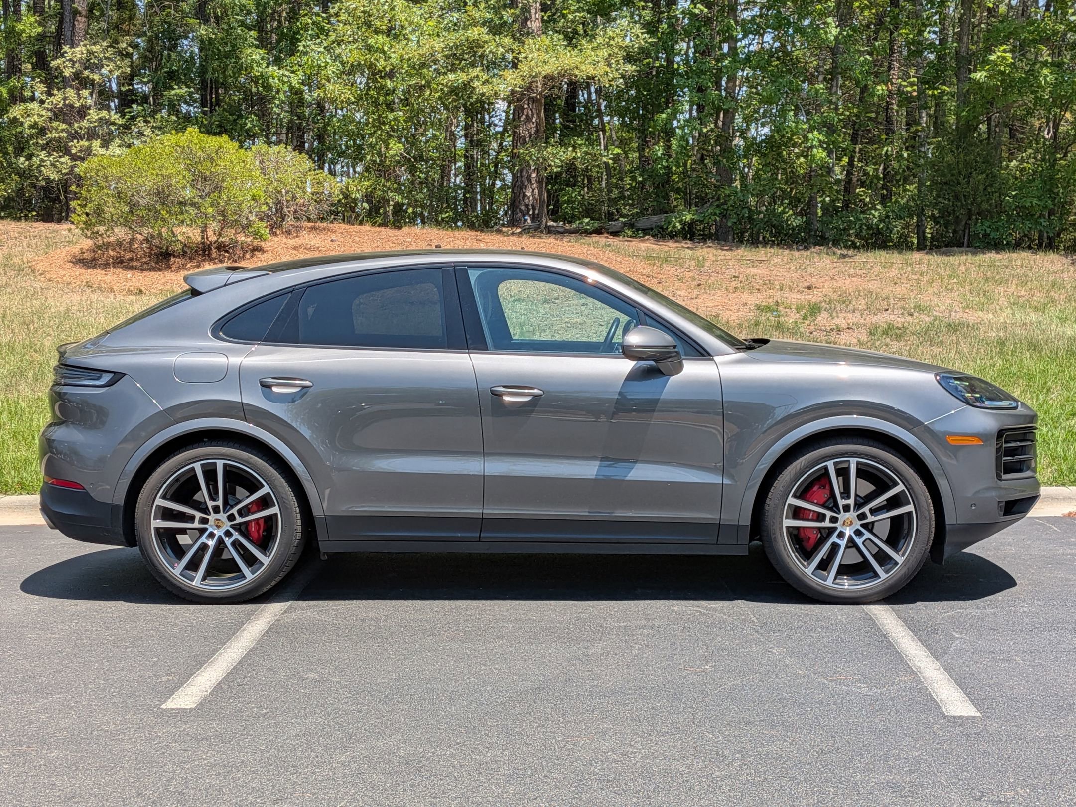 Certified 2024 Porsche Cayenne S AWD/4WD image 25