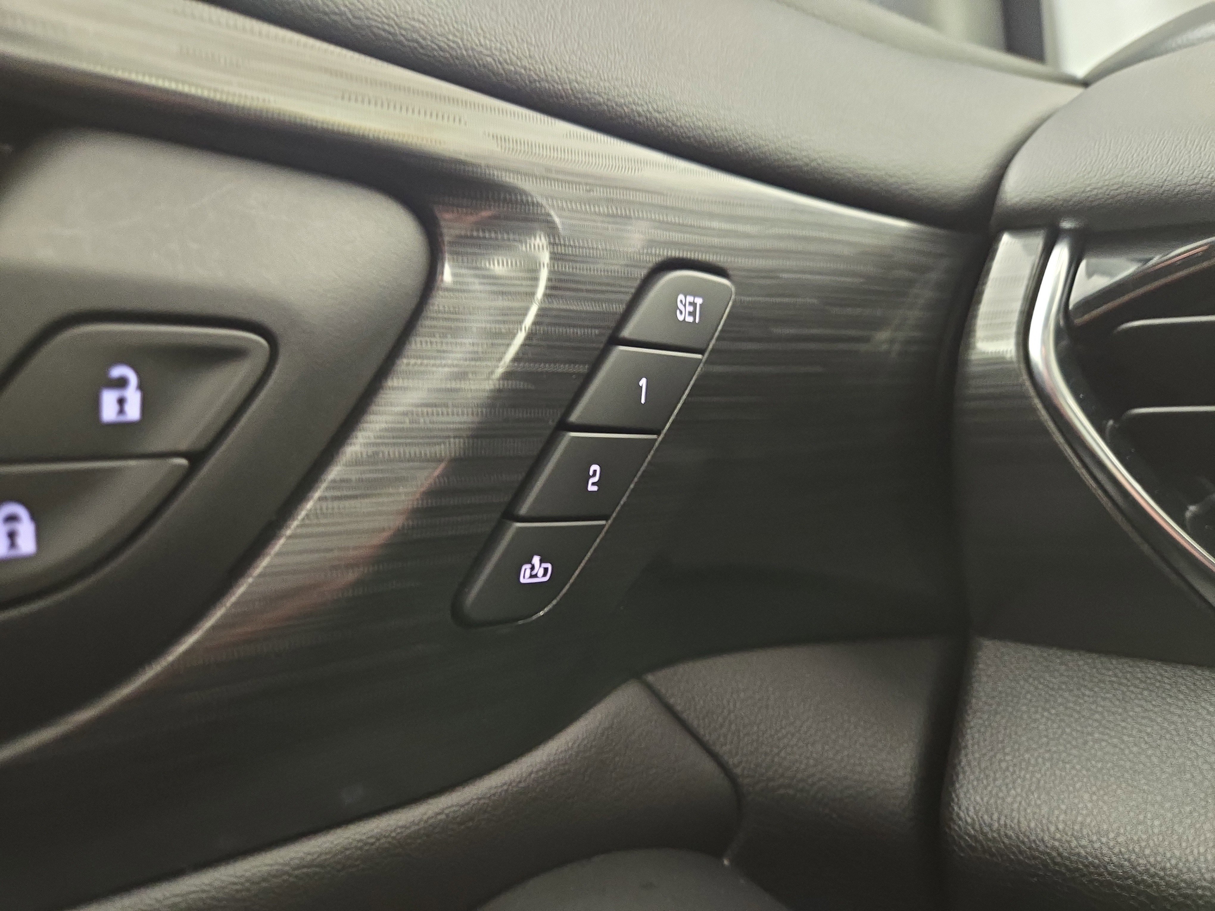 Certified 2021 Chevrolet Traverse High Country w/ LPO, Cargo Package image 31