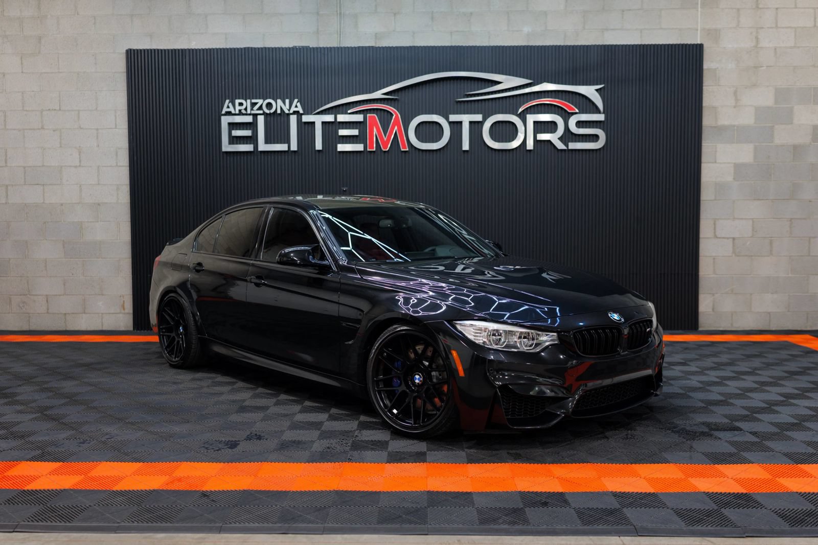Used 2017 BMW M3 RWD image 2