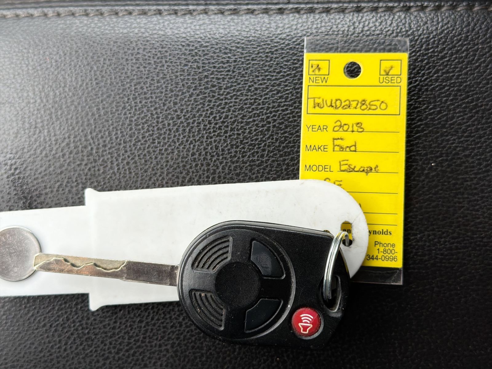 Used 2018 Ford Escape SE w/ SE Sport Appearance Package image 39