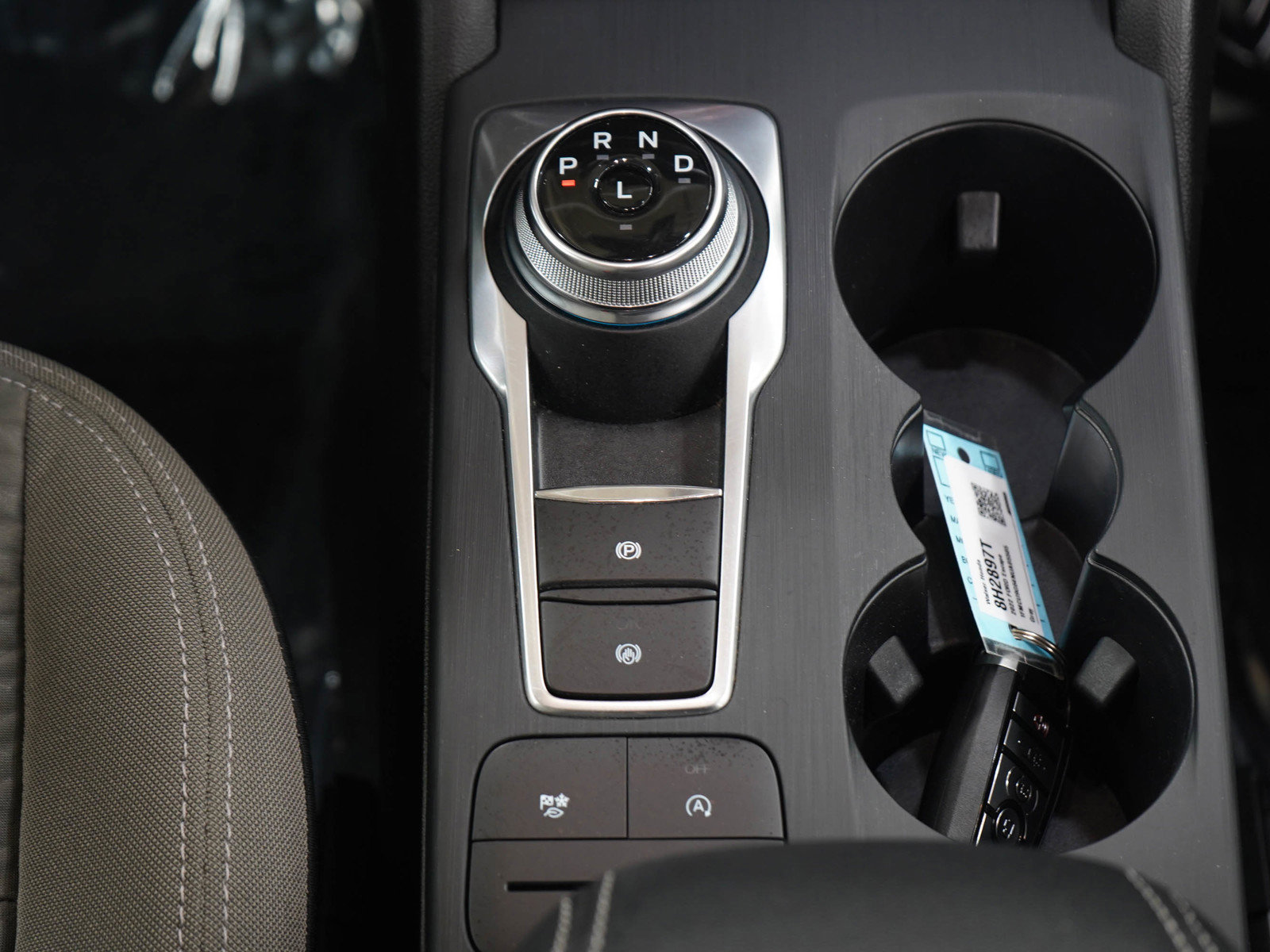 Used 2022 Ford Escape SE w/ Convenience Package image 16