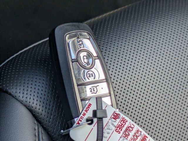 Used 2025 Lincoln Corsair Grand Touring w/ Equipment Group 301A image 32