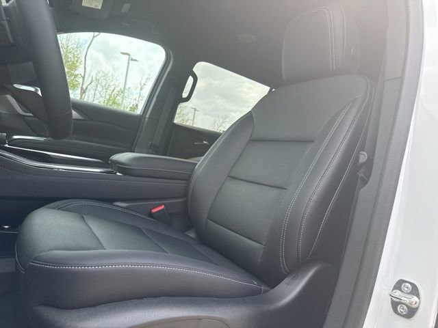 New 2026 Chevrolet Traverse LT w/ Driver Confidence Package image 16