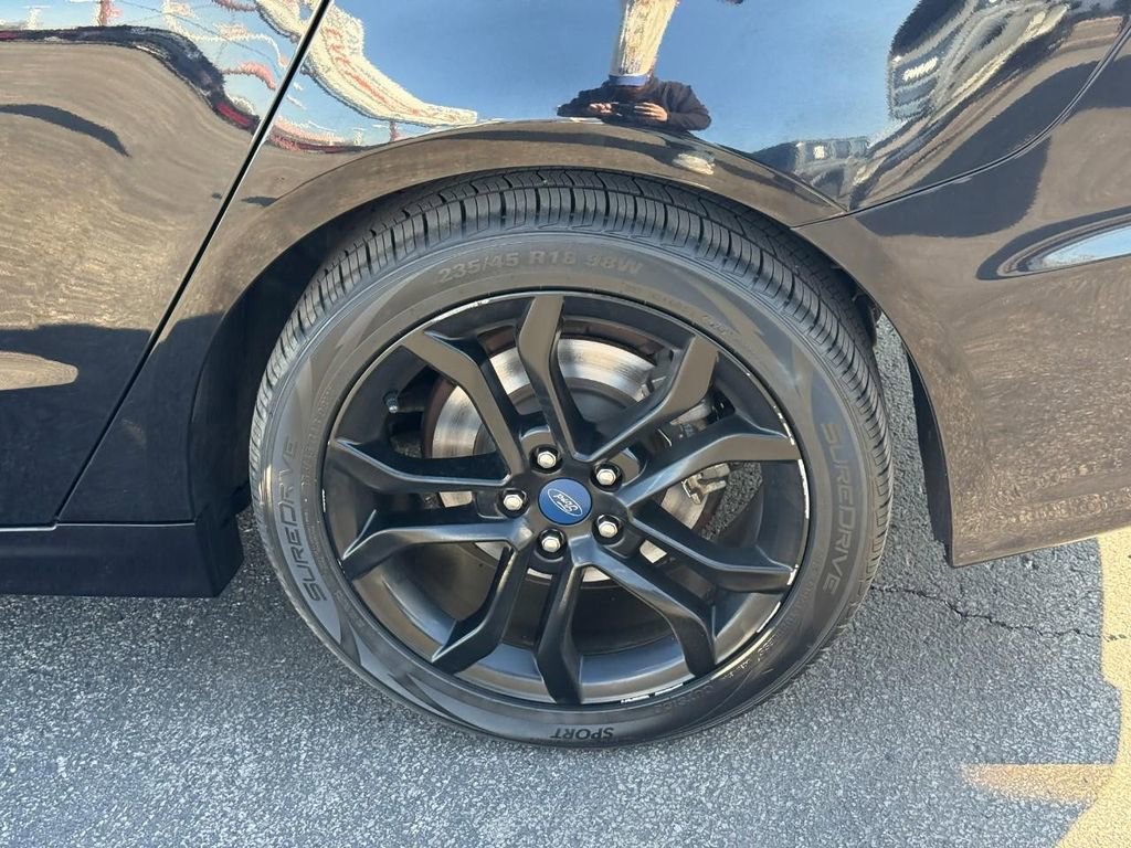 Used 2019 Ford Fusion SE w/ Equipment Group 151A image 9