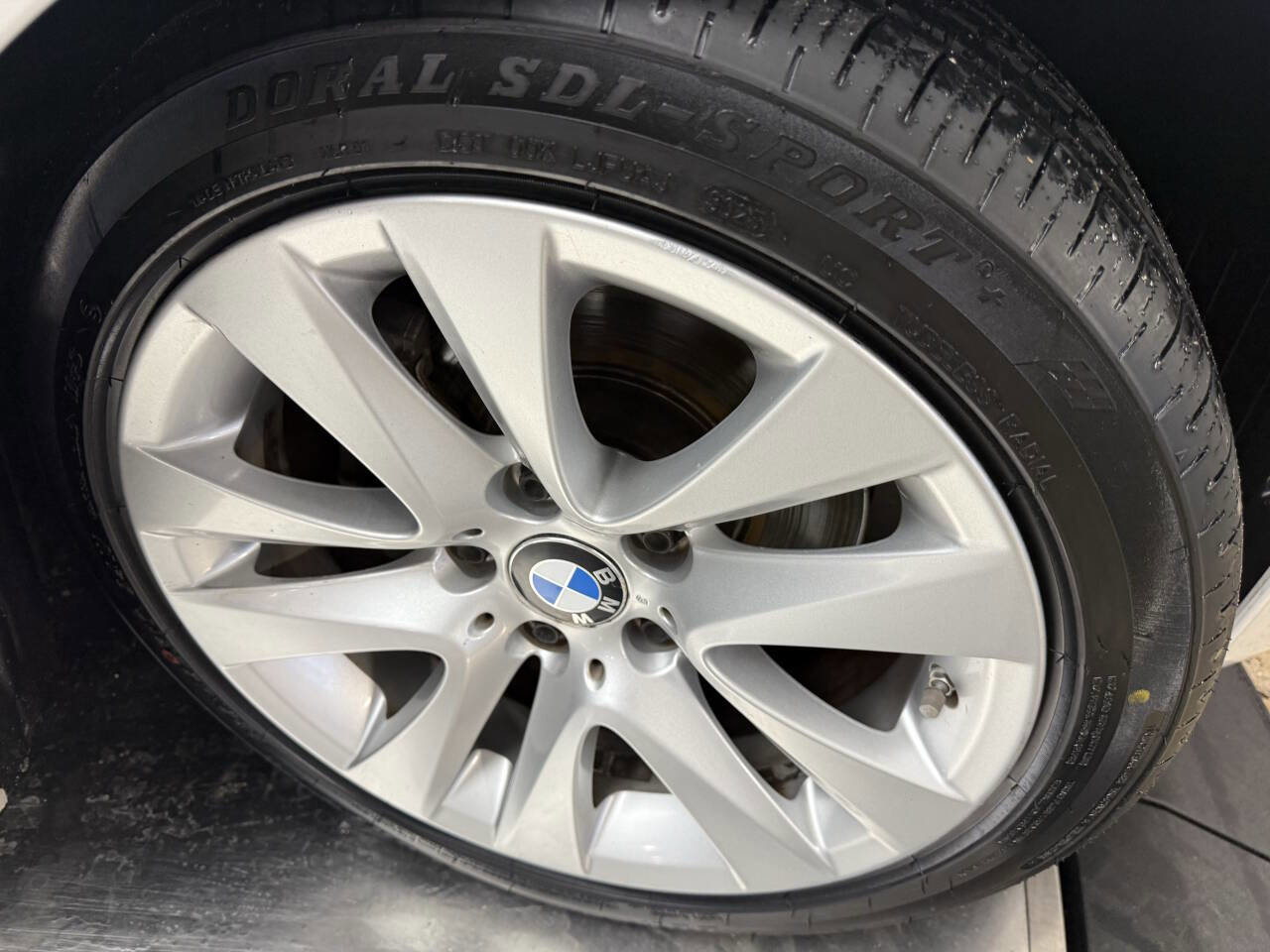 Used 2011 BMW 328i Convertible image 24