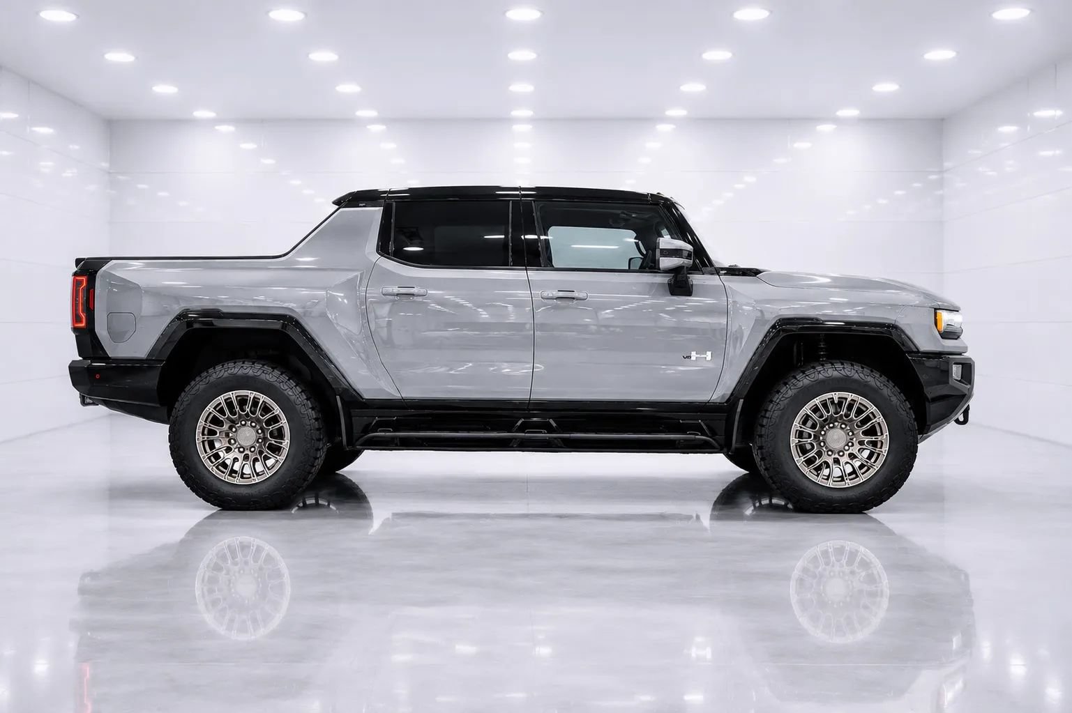 Used 2025 GMC Hummer EV 3X w/ Extreme Off-Road Package AWD/4WD image 6