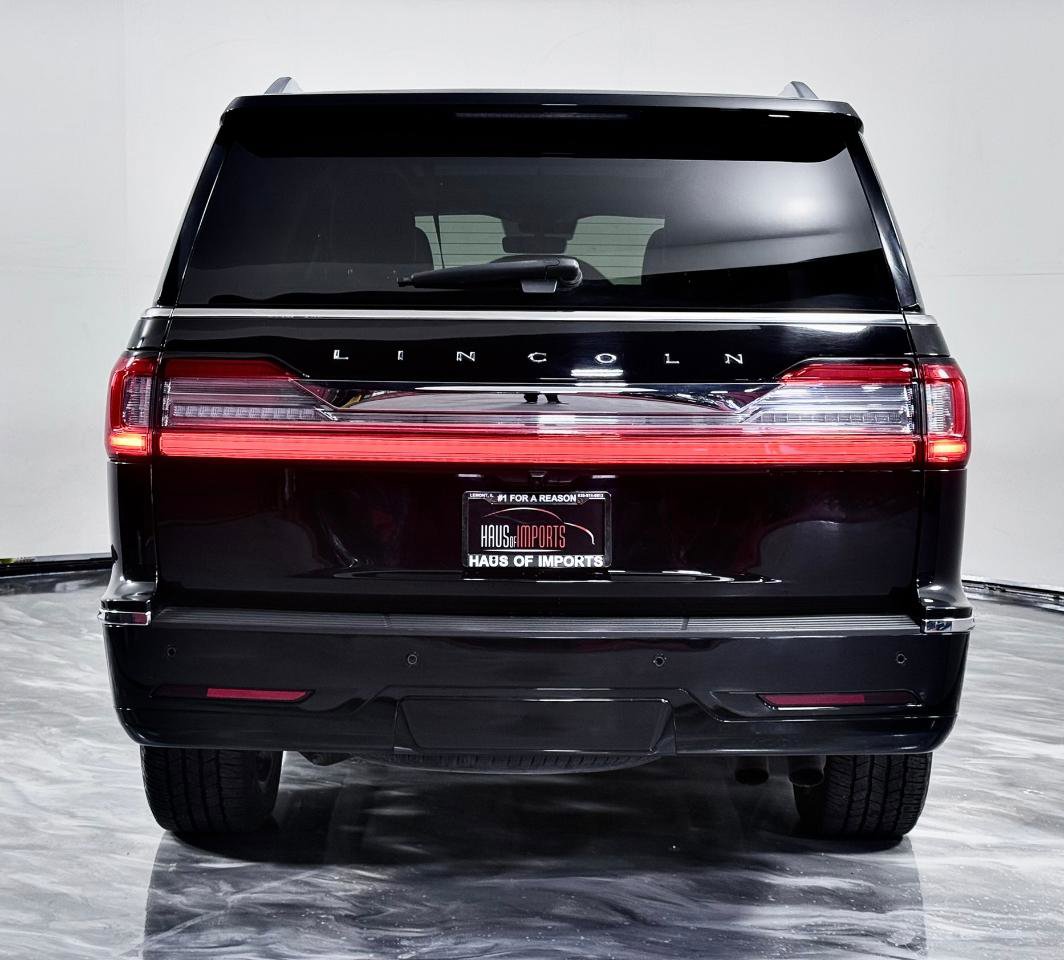 Used 2019 Lincoln Navigator Reserve image 8