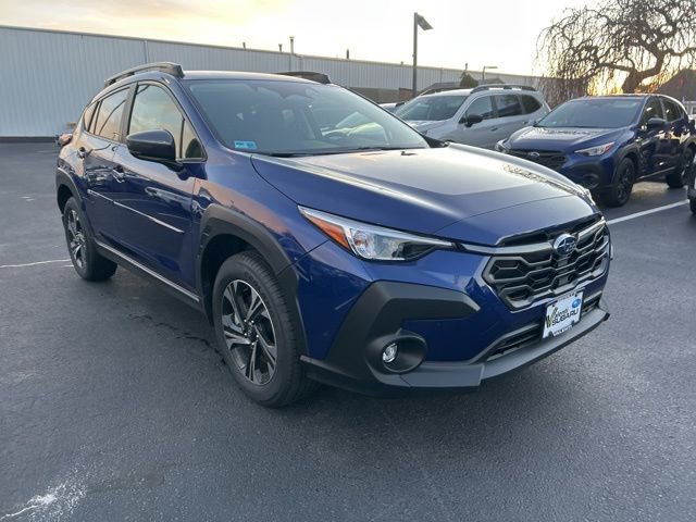Used 2025 Subaru Crosstrek 2.0i Premium image 3