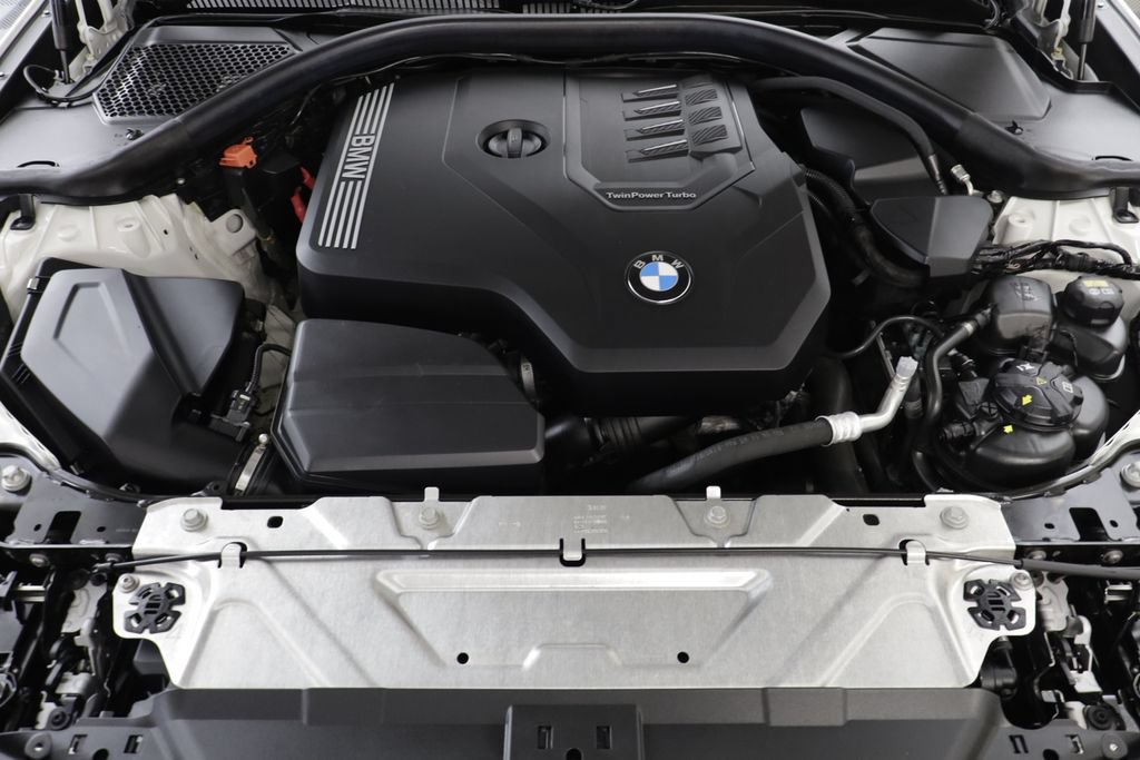 Used 2021 BMW 330i xDrive Sedan w/ Premium Package AWD/4WD image 22