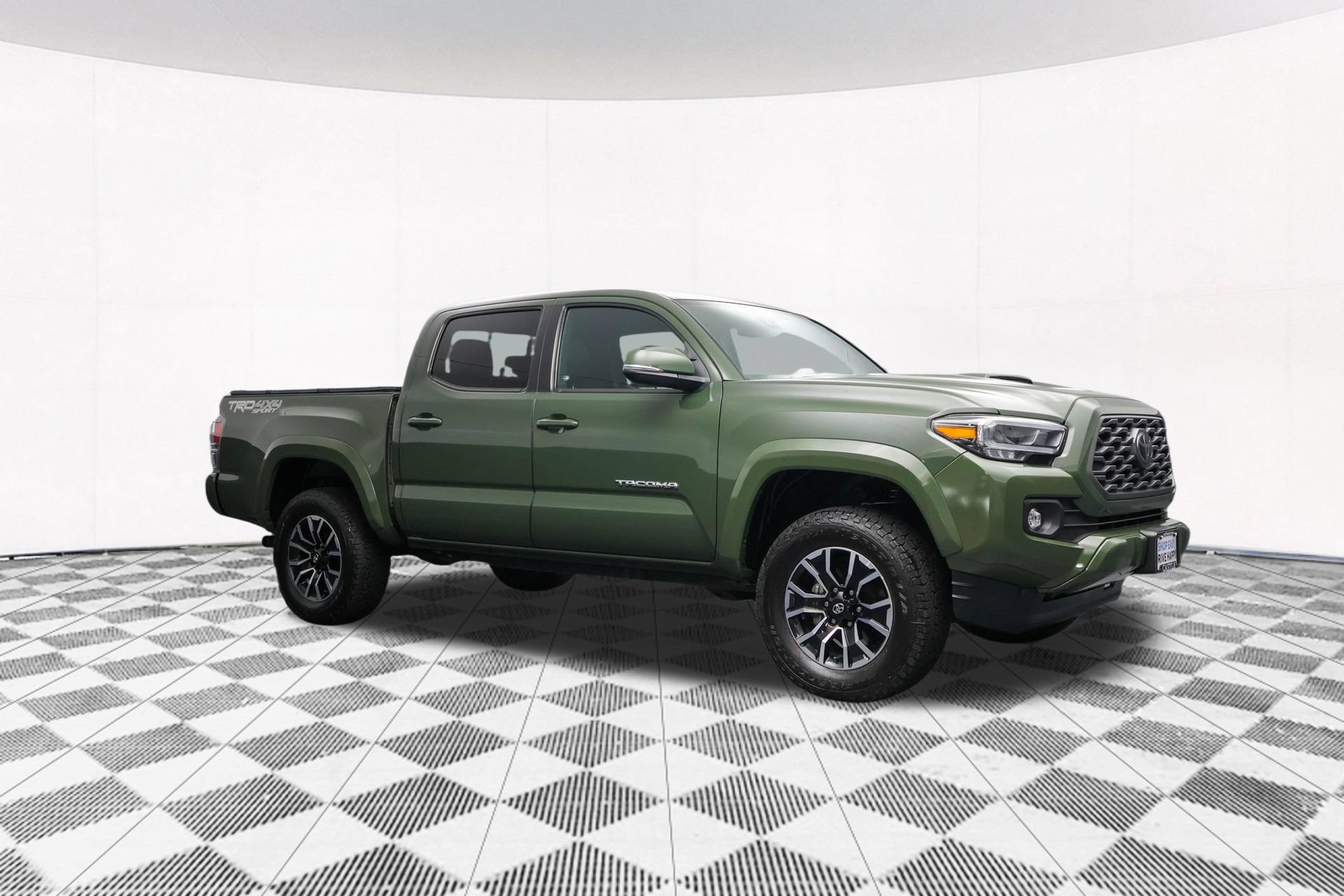 Used 2021 Toyota Tacoma TRD Sport w/ TRD Premium Sport Package AWD/4WD image 45