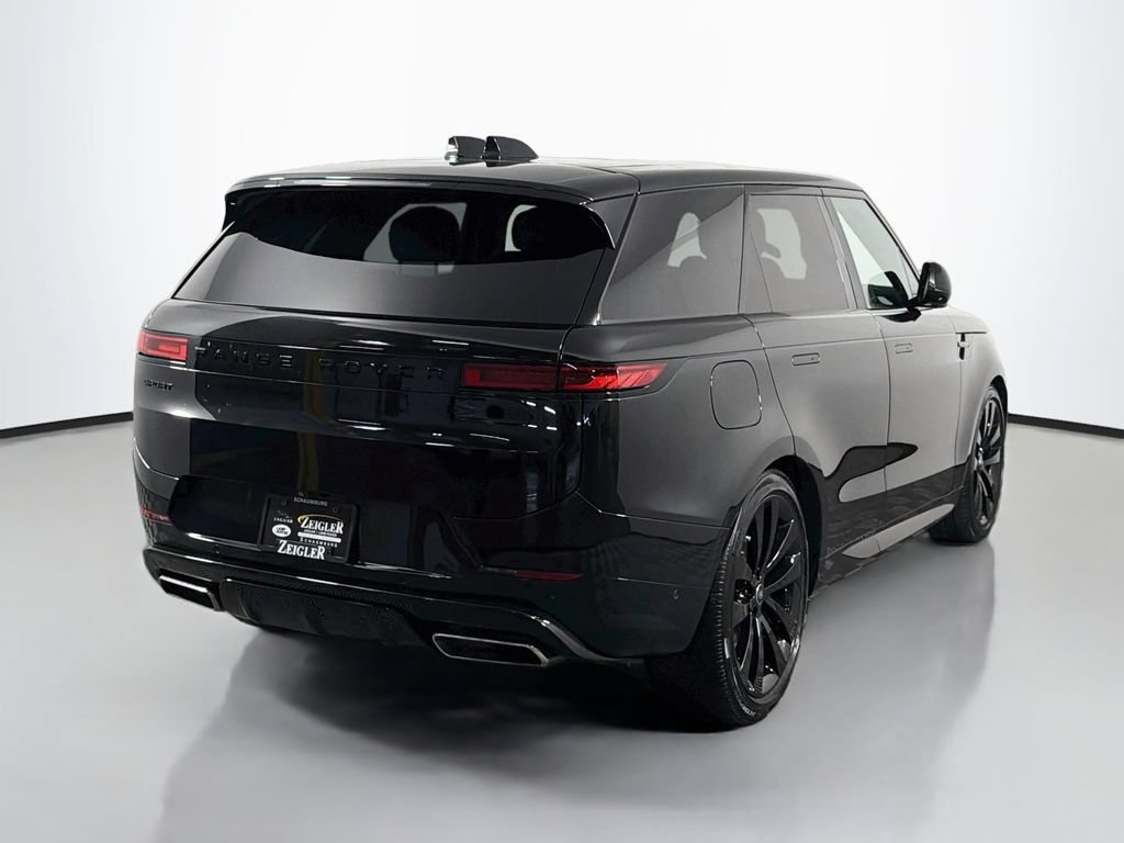 Used 2025 Land Rover Range Rover Sport Dynamic SE AWD/4WD image 5