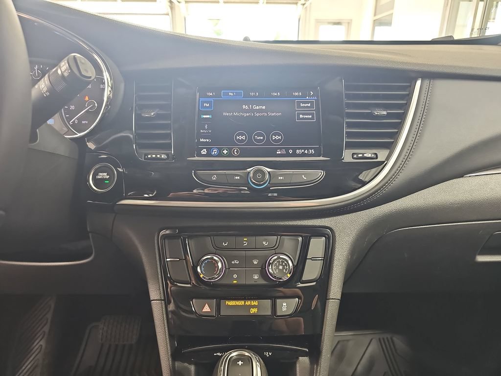 Used 2022 Buick Encore Preferred w/ Safety Package AWD/4WD image 25