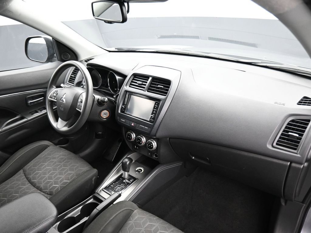 Used 2023 Mitsubishi Outlander Sport ES image 34