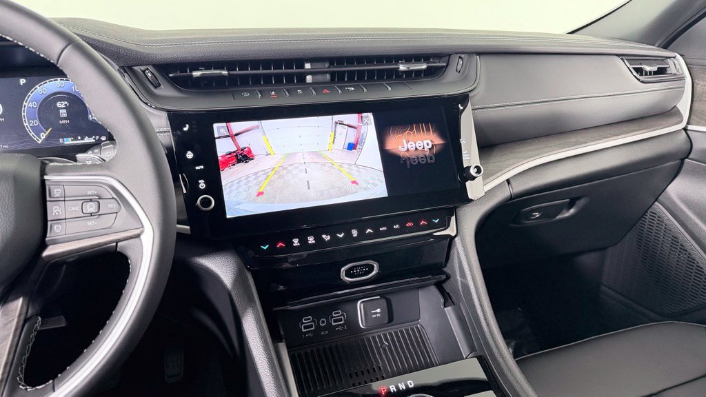 New 2027 Jeep Grand Cherokee Limited AWD/4WD image 20