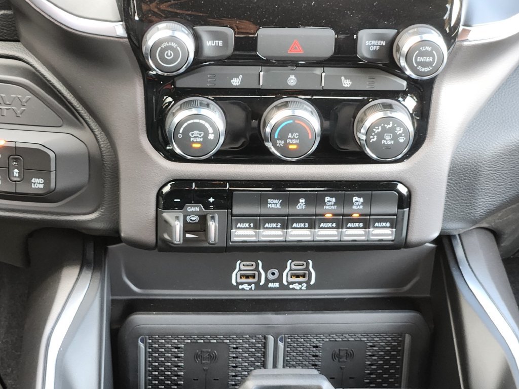 New 2026 RAM 2500 Big Horn AWD/4WD image 20