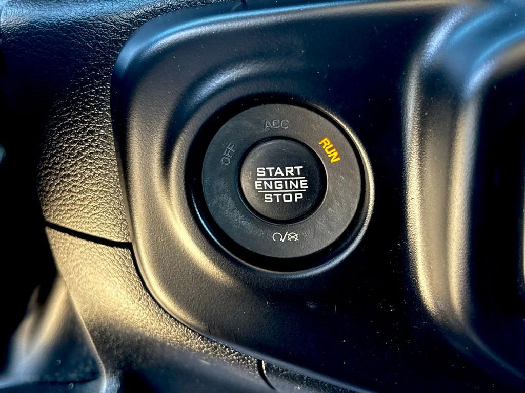 Used 2022 Jeep Wrangler Unlimited Sahara w/ Cold Weather Group image 22