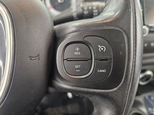 Used 2017 FIAT 500L Trekking FWD image 19