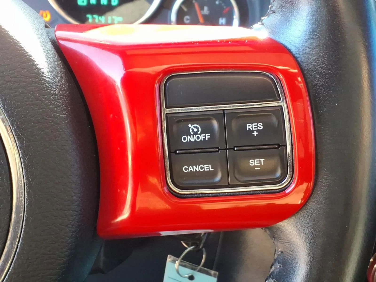 Used 2016 Jeep Wrangler Unlimited Sahara w/ Connectivity Group image 26