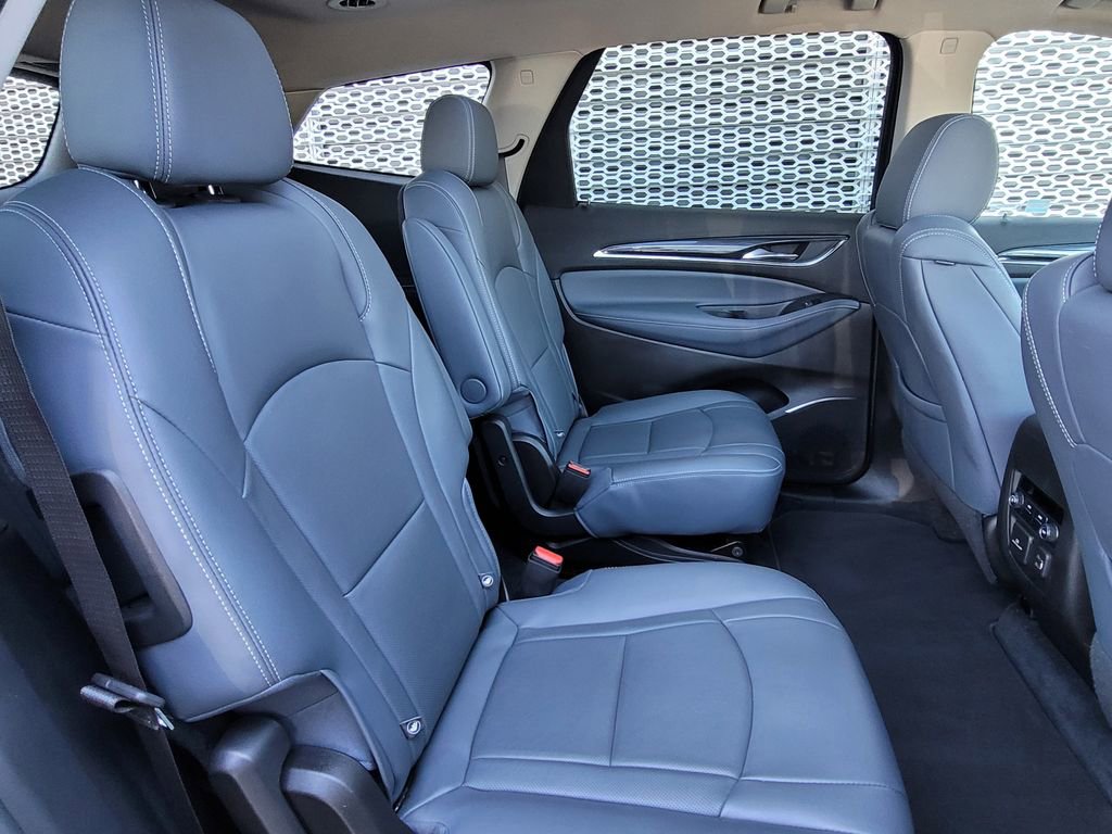 Used 2021 Buick Enclave Essence w/ Sound and Sites Package AWD/4WD image 24