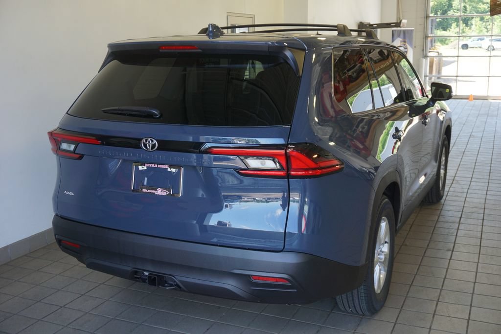 New 2026 Toyota Grand Highlander AWD image 16